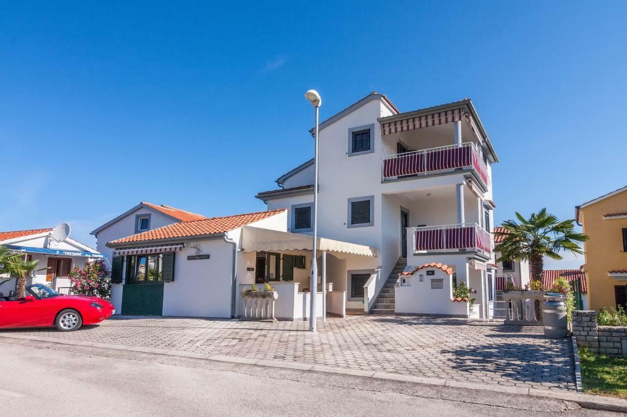 California Apartman