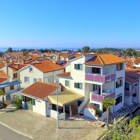 Villa California Porec Exterior photo