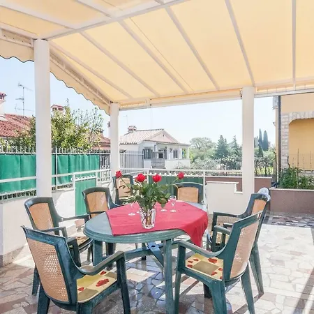 Villa California Porec Exterior photo